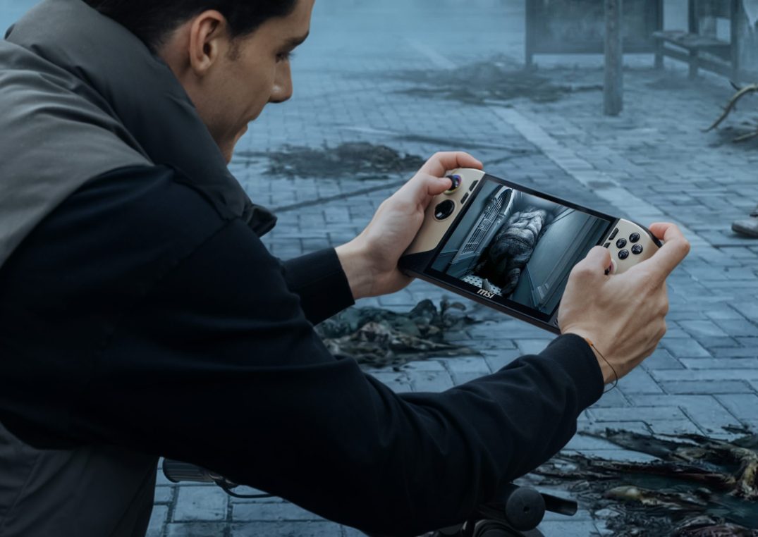 RESIDENT EVIL requiem_Claw_V2 - Copy (1)